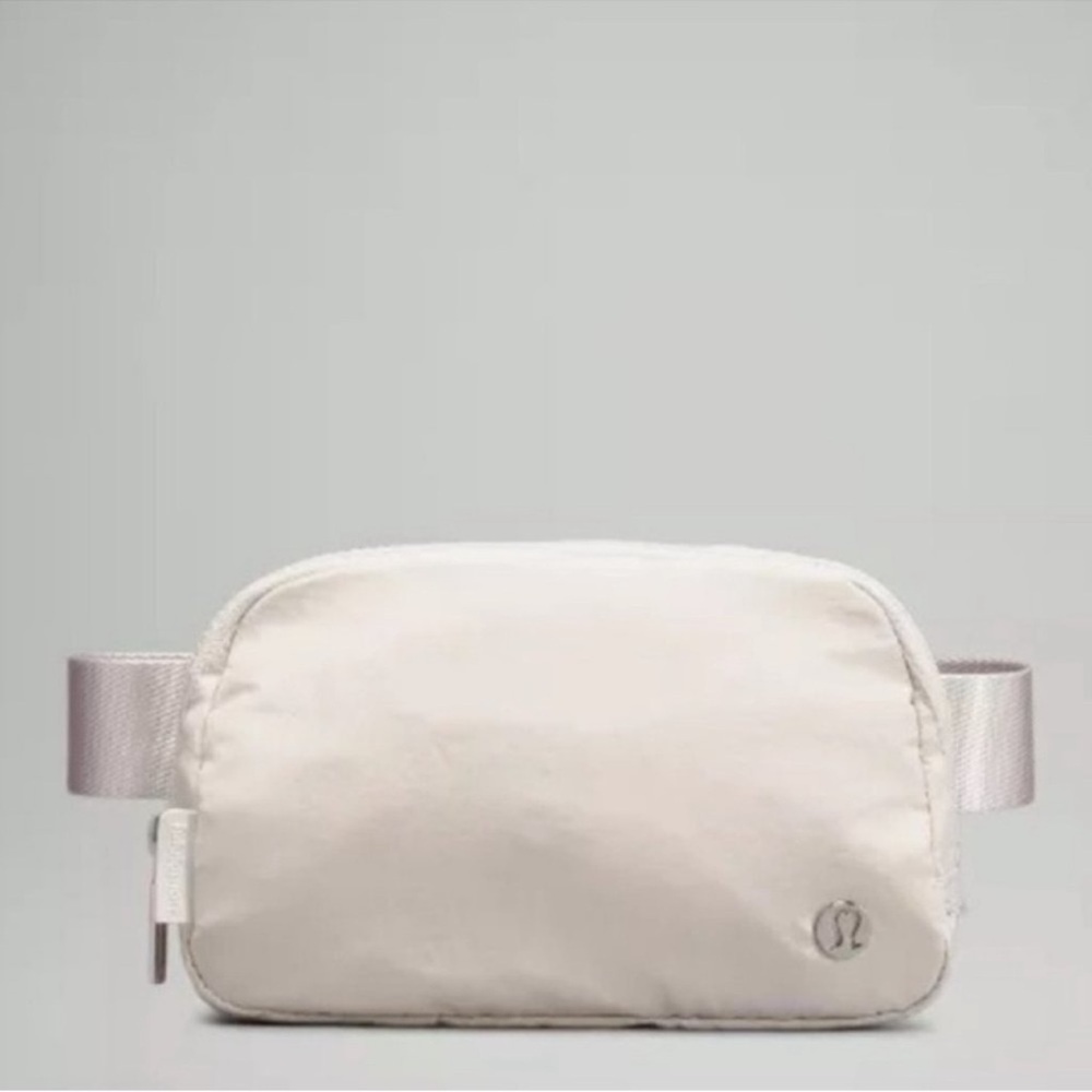 Lululemon Athletica | Belt Bag | Everywhere Belt Bag | White Opal - Picture 10 of 15